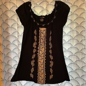 RXB flowy top black with white embroidery